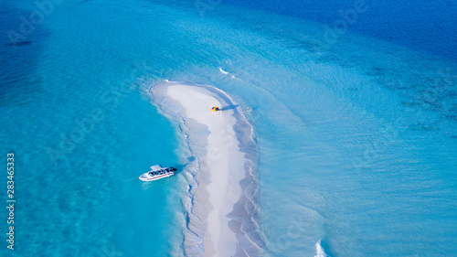 Maldies Island Paradise Ukkulhas South East Asia Pacific Ocean Sea Couple Goals Travelling Travel 