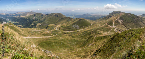 Vue panoramique depuis le puy de Sancy photo