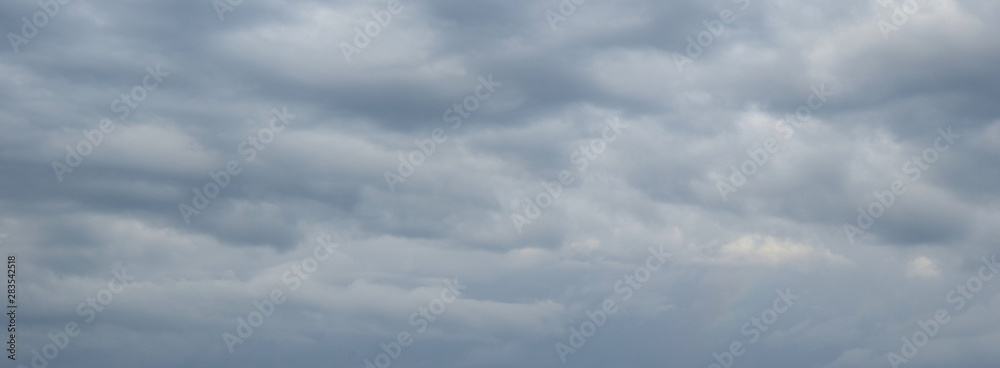 Regenwolken - Gewitterwolken - Hintergrund