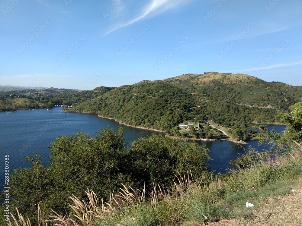 Naklejka premium Primeros planos y paisajes naturales