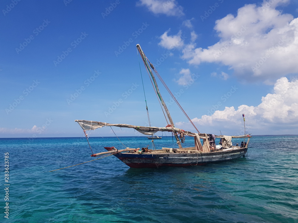 Obraz premium boat in sea