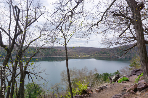 Devil's lake hiking path in Wisconsin © grenierb