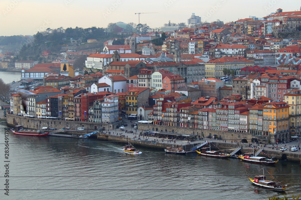 Fototapeta premium Buildings in Porto, Portugal