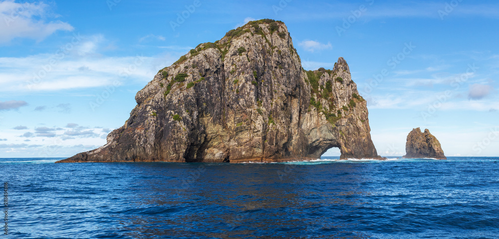  Bay of Islands New Zealand, hole in the rock panorama