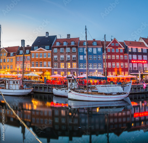 Canvas Print Copenhagen city and canal Nyhavn in Denmark