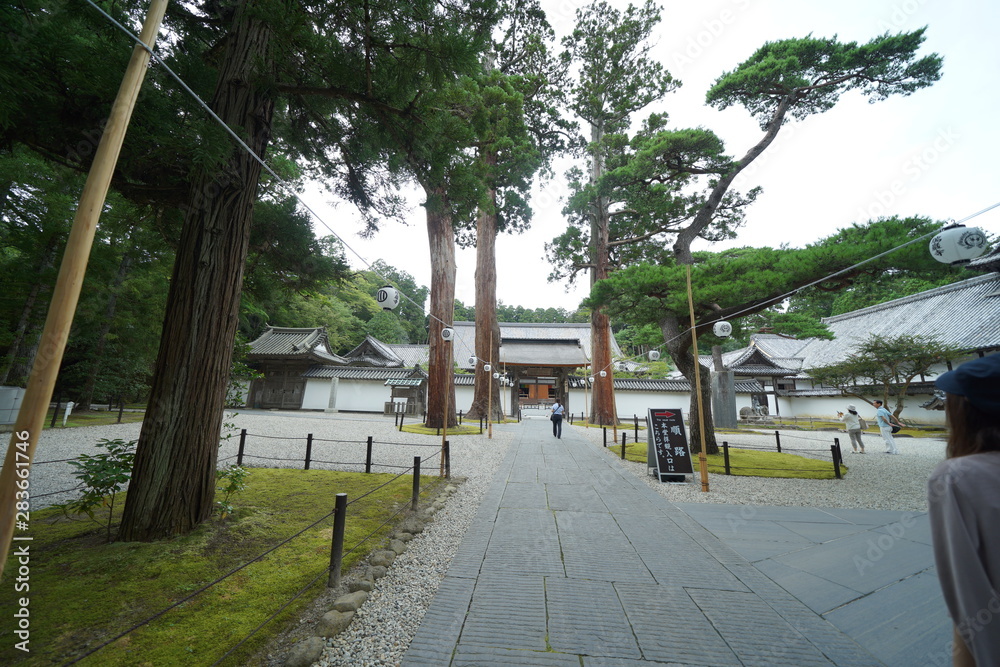 松島の寺の中