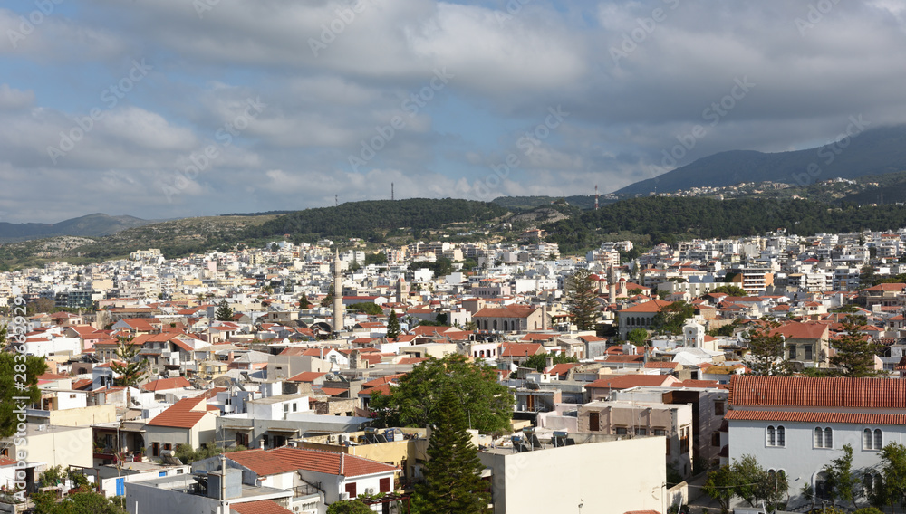  Blick auf Rethymno von der Fortezza auf Kreta in Griechenland