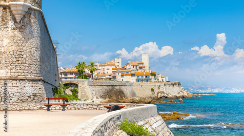 Bild auf Leinwand Historic center of Antibes, French Riviera