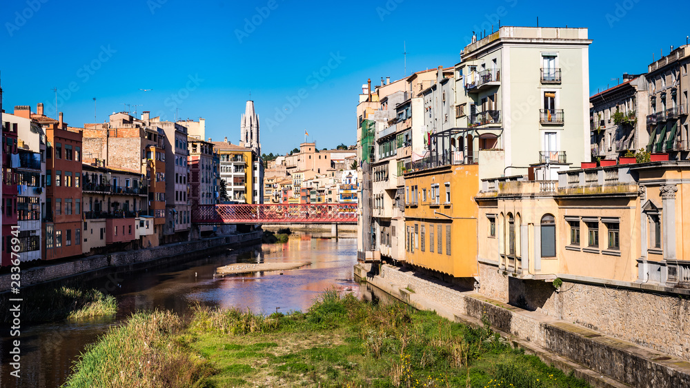 Altstadt von Girona in Spanien