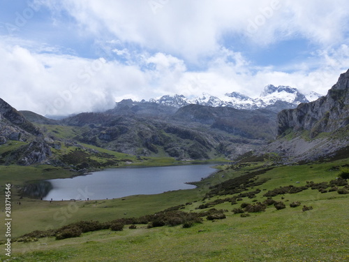 lago de origen glaciar