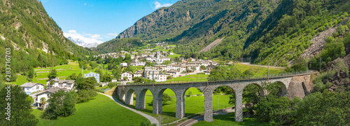 Das Kreisviadukt von Brusio 