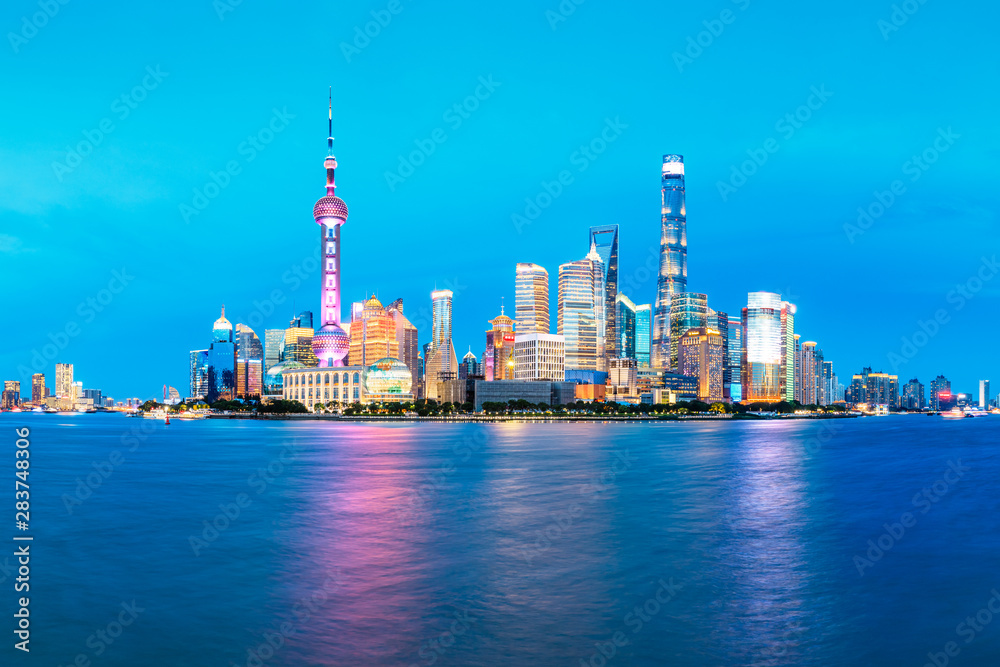 Obraz premium Shanghai cityscape commercial building at night