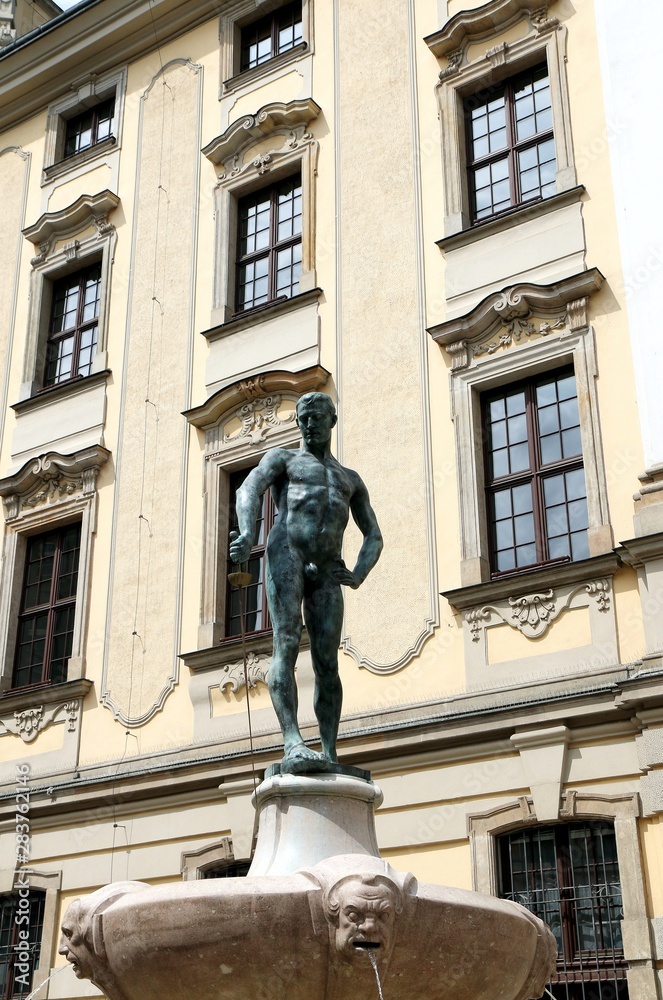 wroclaw, poland, statue, monument, architecture, sculpture, city, art, historic, town, square, fountain, bronze
