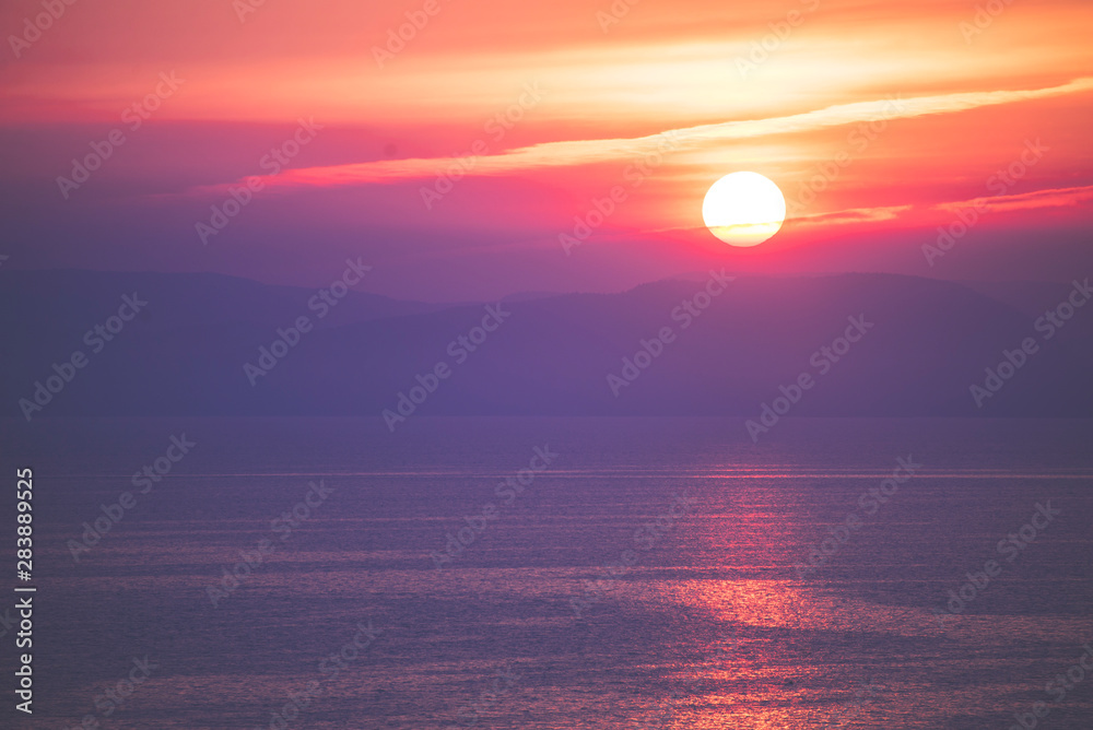 Colourful ocean sunset