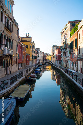Canales de Venecia © @CMG_IG