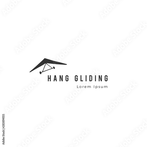 Sky sports logo template. Hand drawn vector isolated icon. Hang gliding.