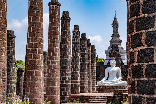 Canvas Print Temples in Ancient City Muang Boran in Bangkok Thailand