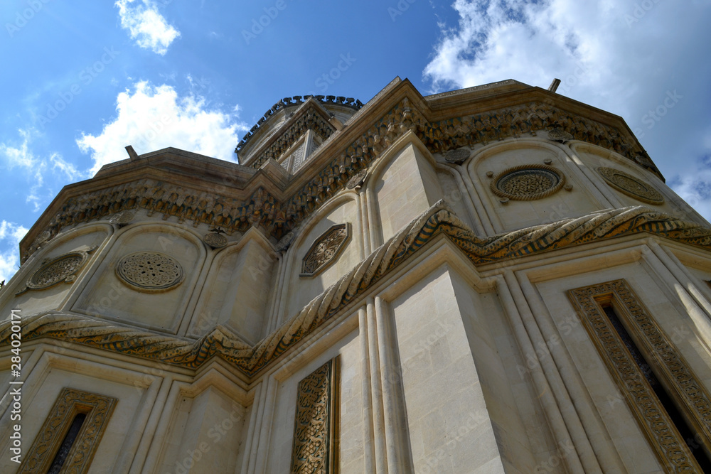 Obraz premium Romanian Orthodox cathedral in Curtea de Argeș, Romania