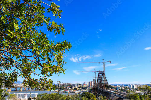 Florianopolis  Ponte Hercílio Luz  da cidade de Florianópolis em dia de sol