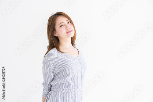 リラックスする女性