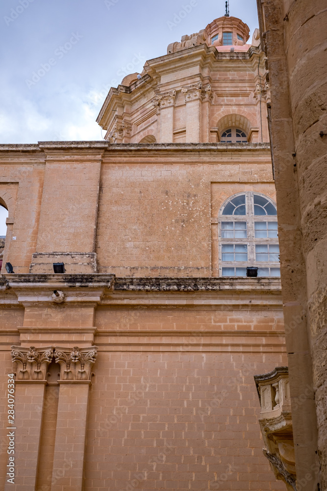 Fototapeta premium Street Scene from Mdina, Malta - The Silent City