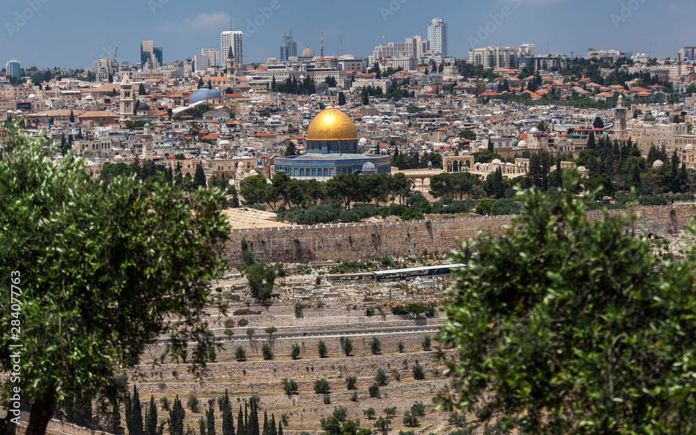 Obraz premium Nice panorama of the city of Jerusalem