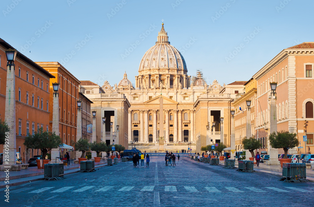 Solitary street leading to Basilica Papale di San Pietro in Vaticano