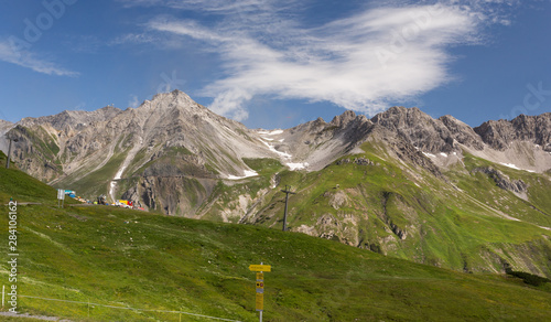 Sommets des montagnes à Galzig photo