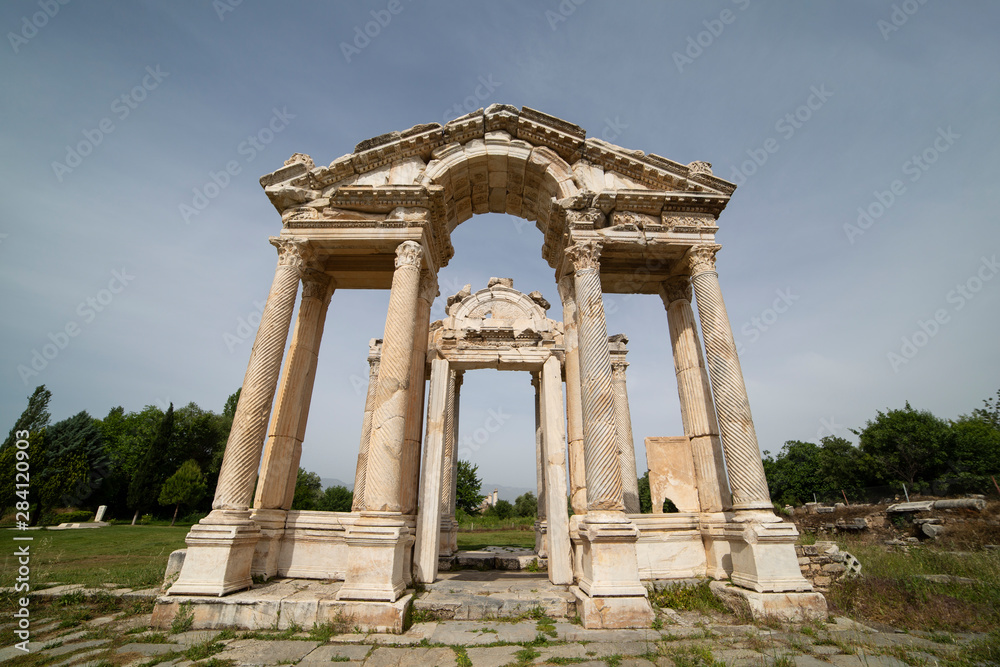 Tetrapylon in Aphrodisias, Aydin, Turkey