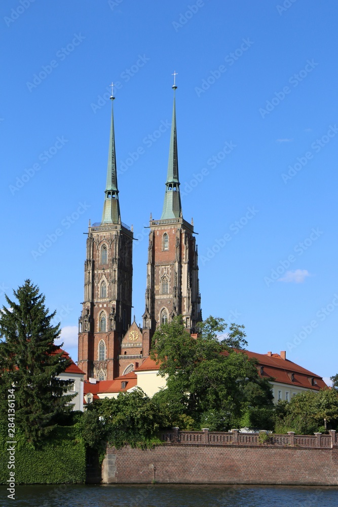 Naklejka premium wroclaw, poland, city, architecture, church, town, old, tower, river, building, water, castle, cityscape, cathedral, view, landmark,