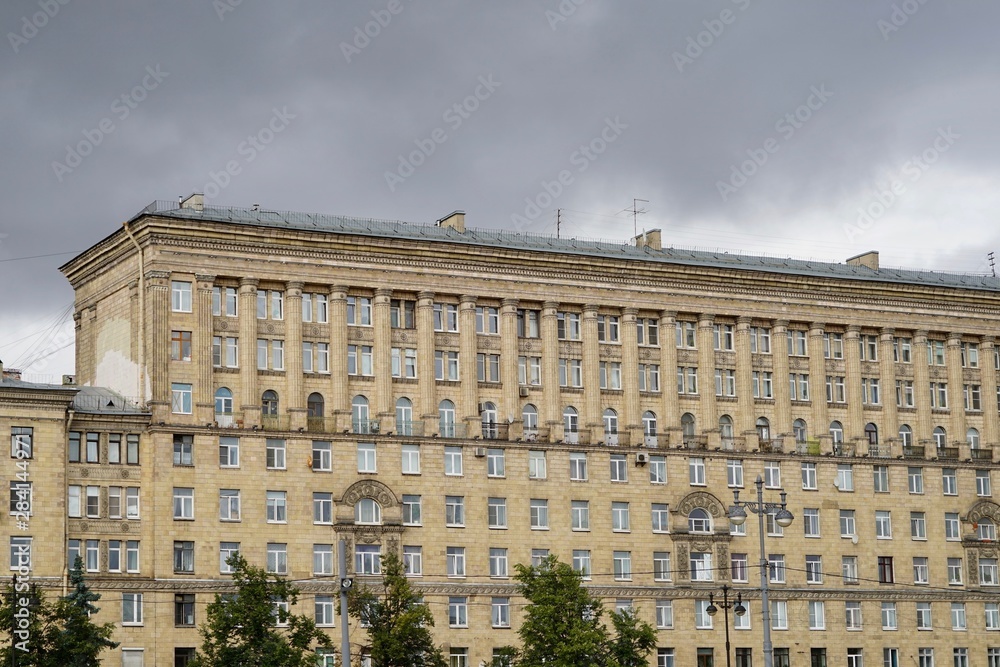 Sozialistischer Klassizismus am Moskowski-Prospekt in Sankt Petersburg