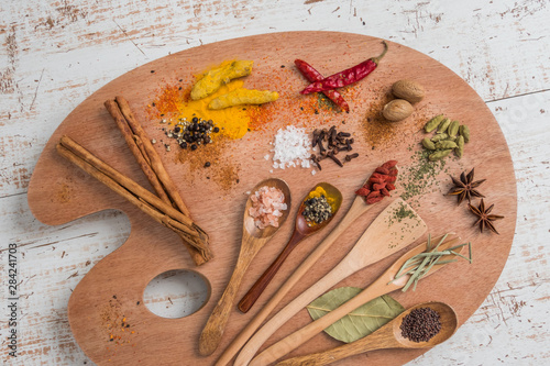 Fototapeta Naklejka Na Ścianę i Meble -  カラフルなスパイス　Photo of colorful Indian food spices