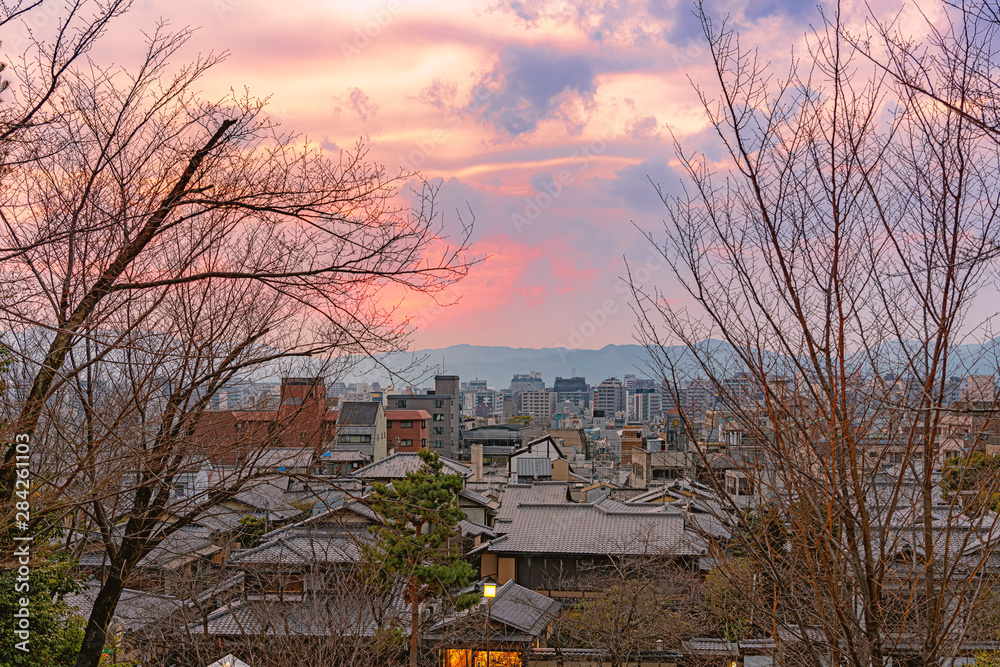 夕暮れの京都