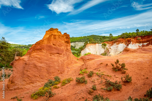 The ochre rocks of Colorado Provençal