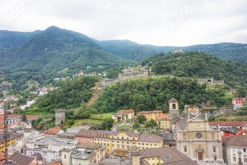 View of the town of Bellinzona from the castle wall of Castelgrande © ReitNN
