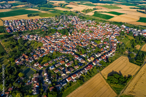 Dorf Hüttengesäss in Hessen aus der Luft