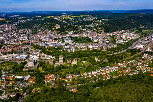 Fototapeta Naklejka Na Ścianę i Meble -  Stadt Marburg aus der Luft