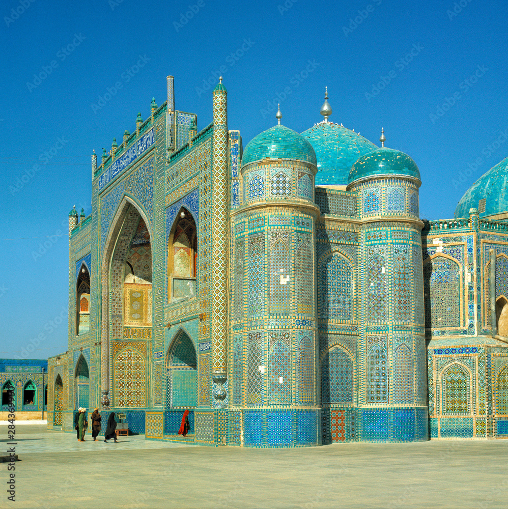 Mazar-i-Sharif-A-Historical-and-Cultural-Oasis-in-Northern-Afghanistan