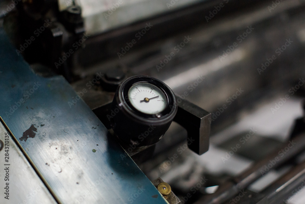 Print Shop Industrial Details: pressure gauge Print Shop Industrial Details: pressure gauge