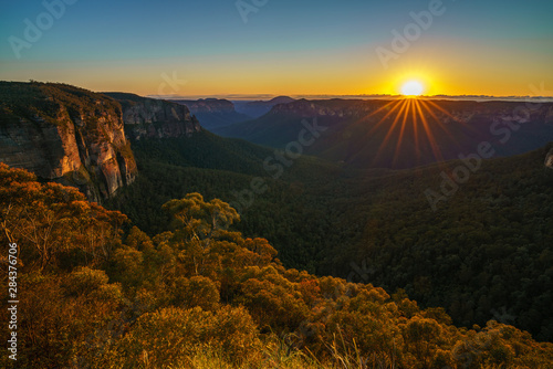 sunrise at govetts leap lookout, blue mountains, australia 45