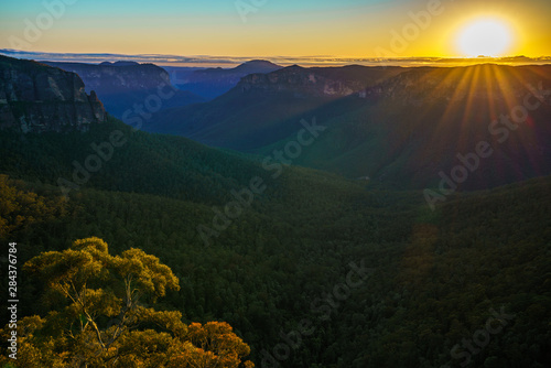 sunrise at govetts leap lookout, blue mountains, australia 70 © Christian B.