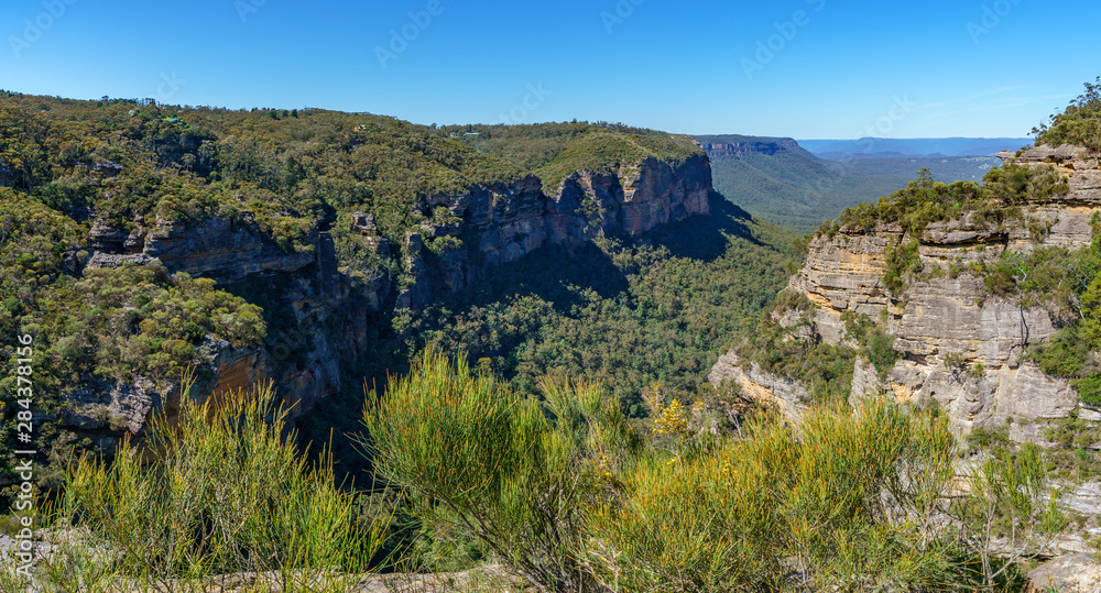 hiking to norths lookout, blue mountains national park, australia 5