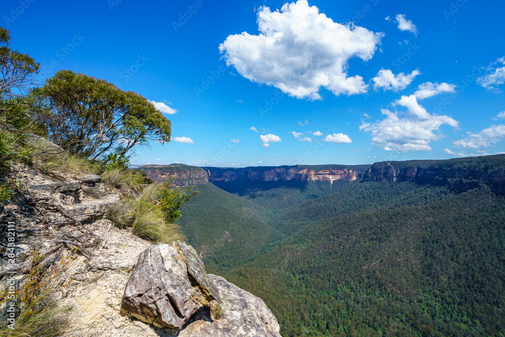 pulpit rock lookout, blue mountains national park, australia 12