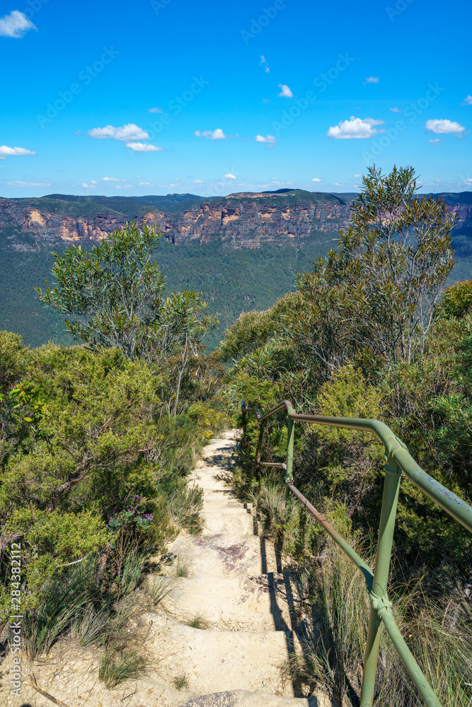 pulpit rock lookout, blue mountains national park, australia 9