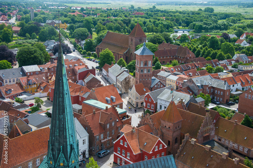 Fotografia Overlook over Ribe, Denmark's oldest surviving city, Jutland, Denmark