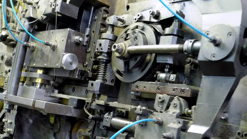 metal aluminum, copper wire tips fall into the basket of the manufacturing machine metal aluminum, copper wire tips fall into the basket of the manufacturing machine
