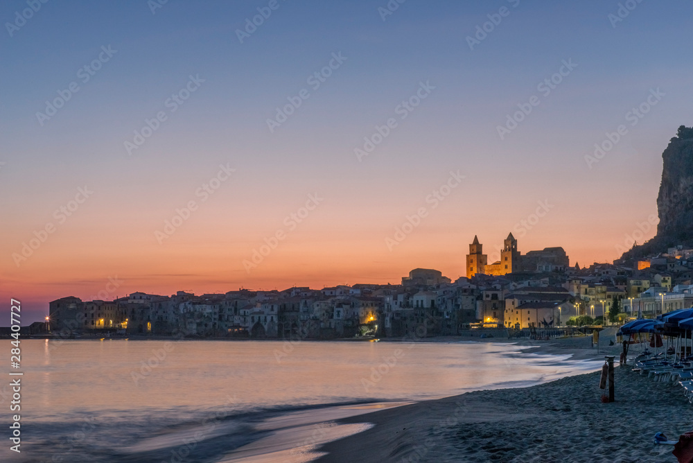 Italy, Sicily, Cefalu, Cefalu Beach at dawn