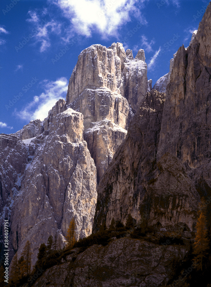 Fototapeta premium Italy, Corvara. There is a stunning view of the jagged peaks in Italy's Dolomite Alps, from the Corvara in Badia area.