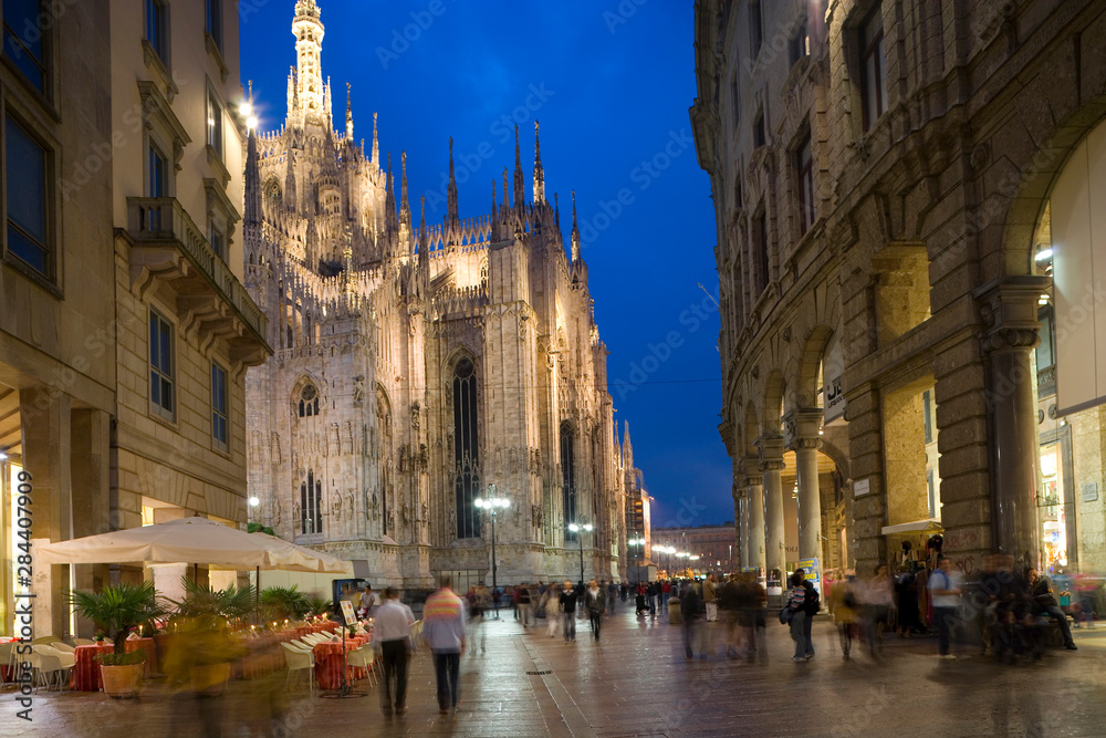 Duomo and restaurant, Lombardy, Milan, Italy