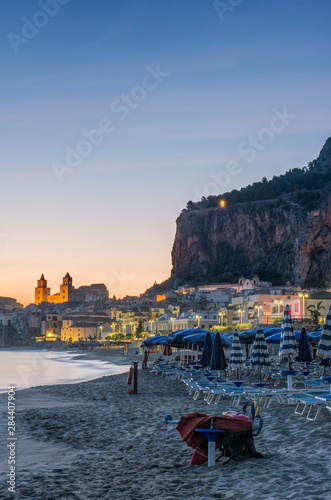 Italy, Sicily, Cefalu, Cefalu Beach at dawn
